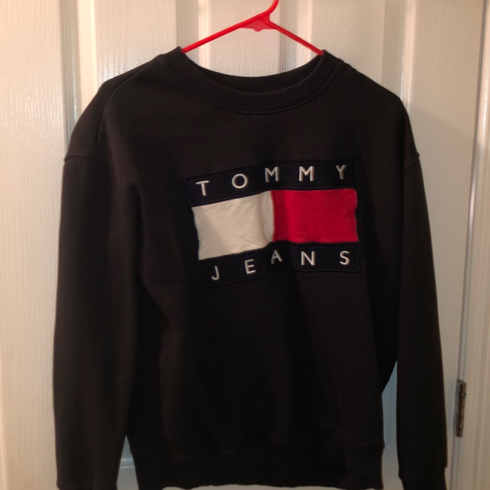 Tommy sweater :)